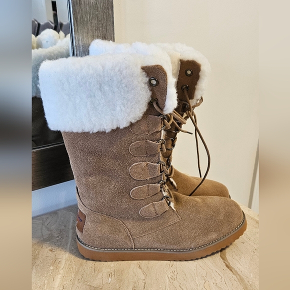 Emu Ridge Lace Up Suede Boots with Wool Blend Lining - Picture 2 of 15